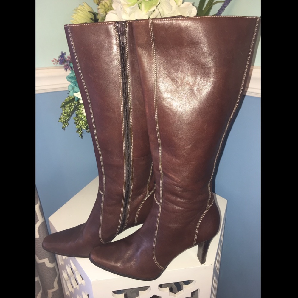 Anne Klein Brown Leather Heeled Boots